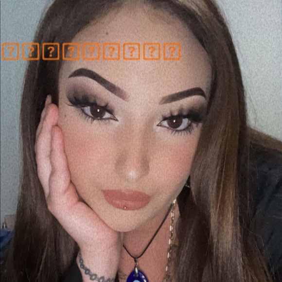 Meet your Posher, Ana - Picture 1 of 1